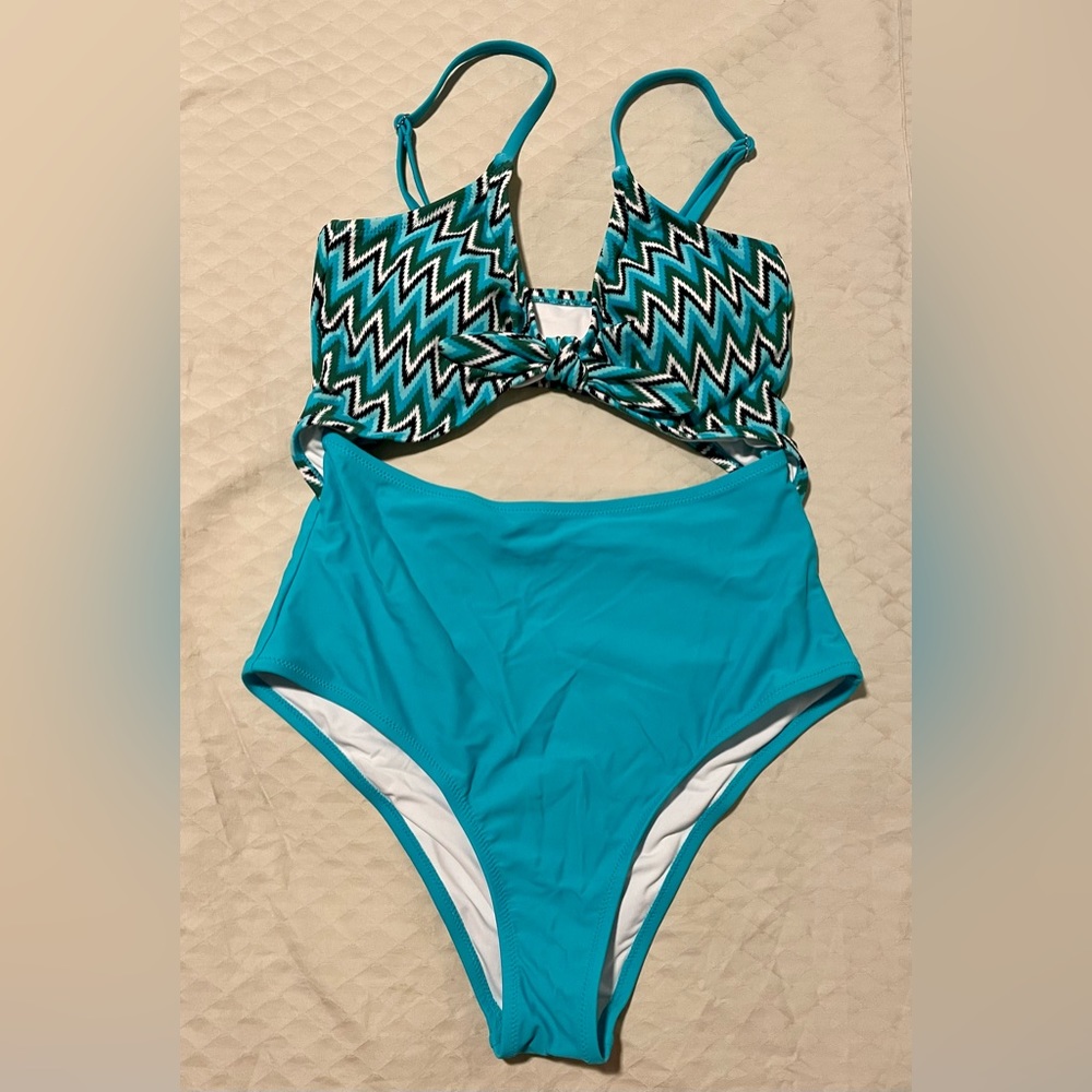 CupShe cut-out one piece bathing suit in turquoise, size medium